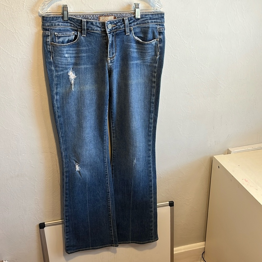 Paige premium denim Laurel Canyon Low rise boot cut women’s Size 30